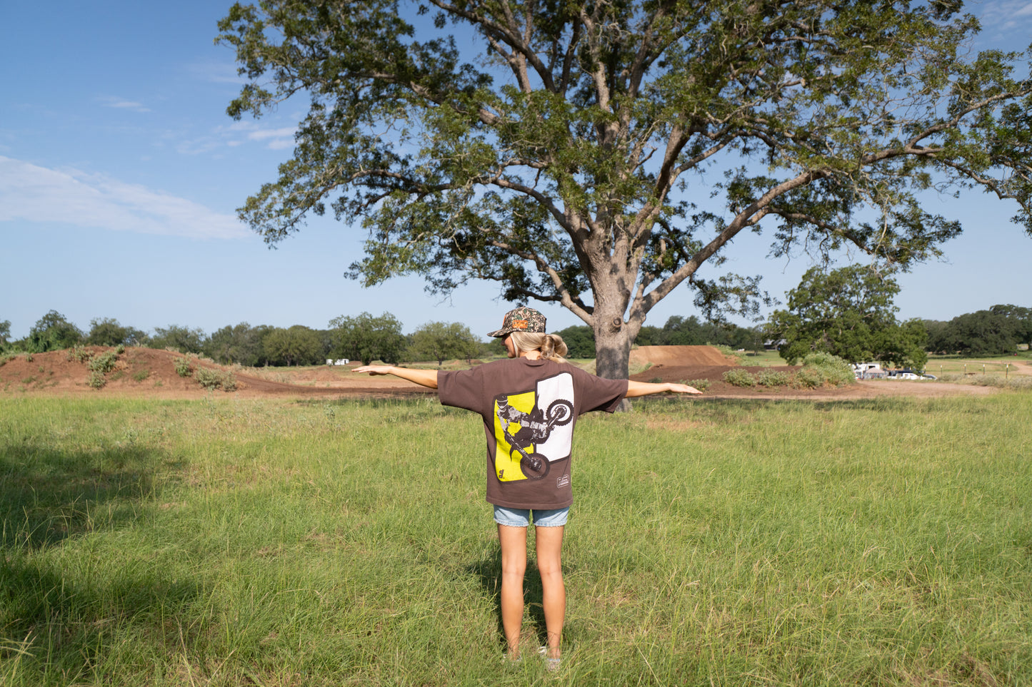 Limited Edition | Distressed DD Whip | Dirt Brown Oversized Tee