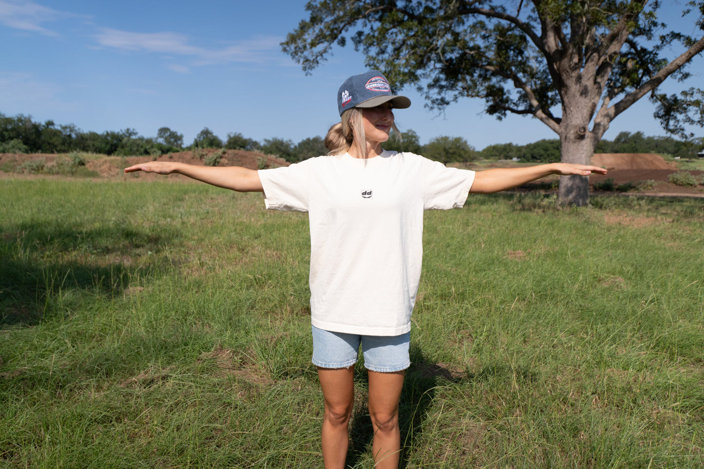 Limited Edition | Dirt Dreams | Off-White Tee